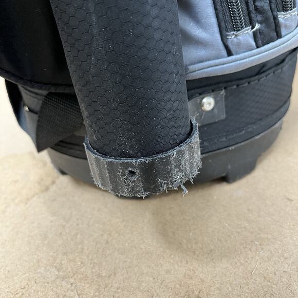 Naples Bay Cart Golf bag with 14-way dividers, 11 Pockets (No rain cover) - Picture 15 of 15